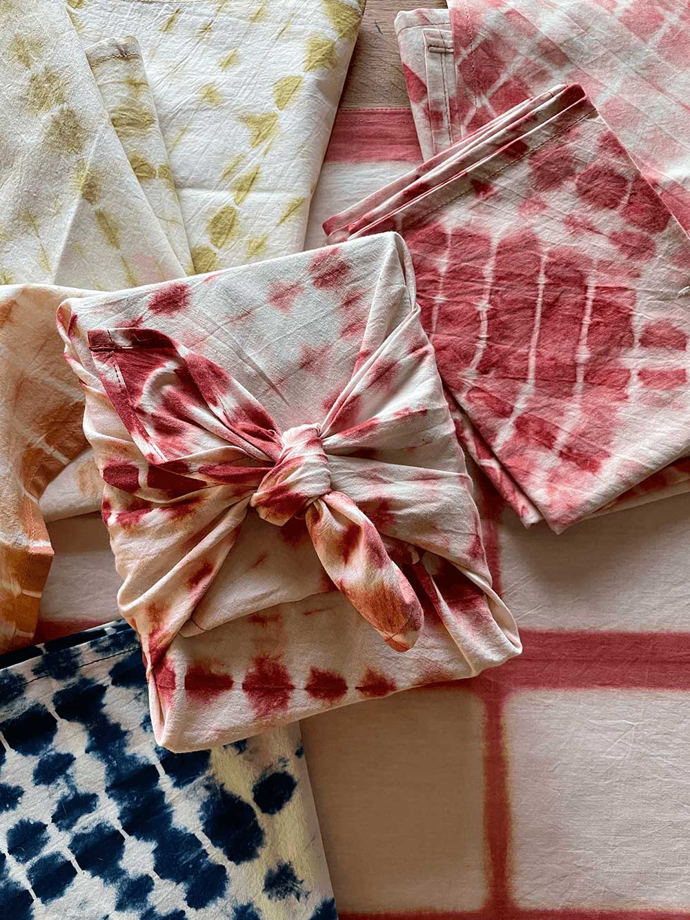DIY Furoshiki Fabric Gift Wrap with Shibori via eco club