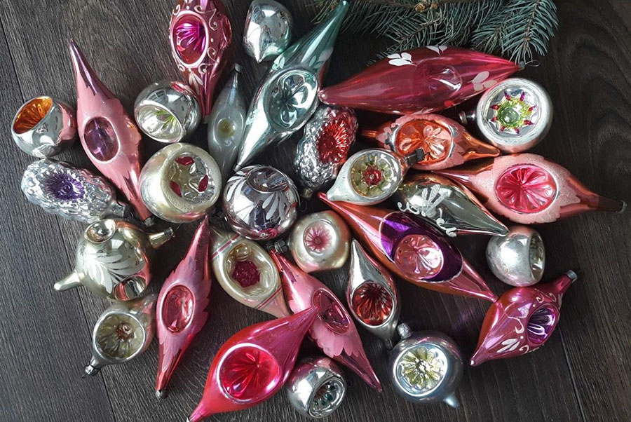 Best vintage Christmas ornaments on Etsy via eco club