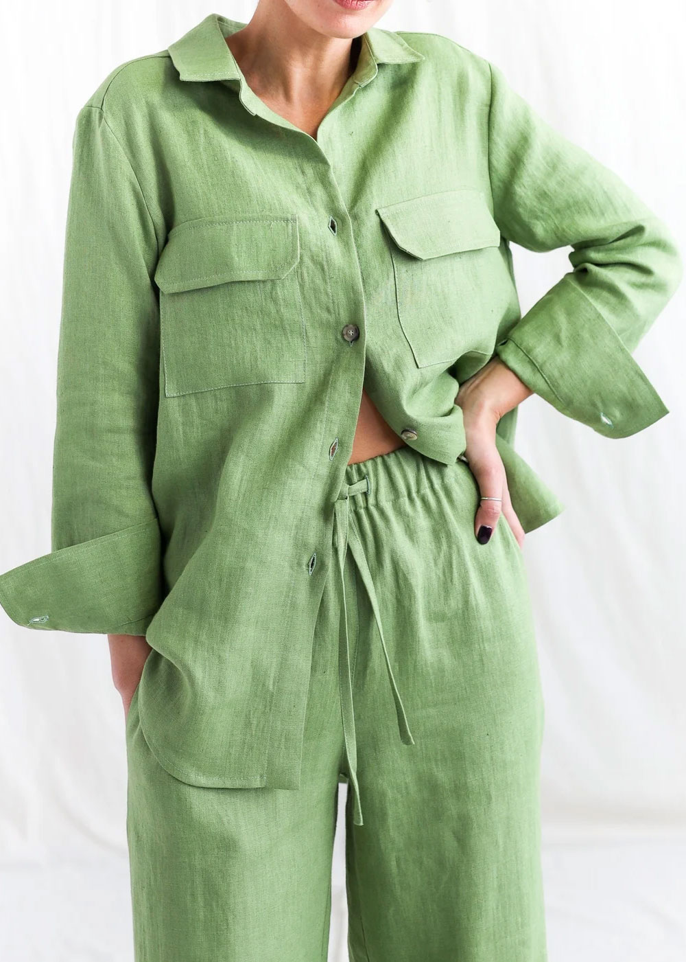 Sophia two-piece linen jacket and pants set –