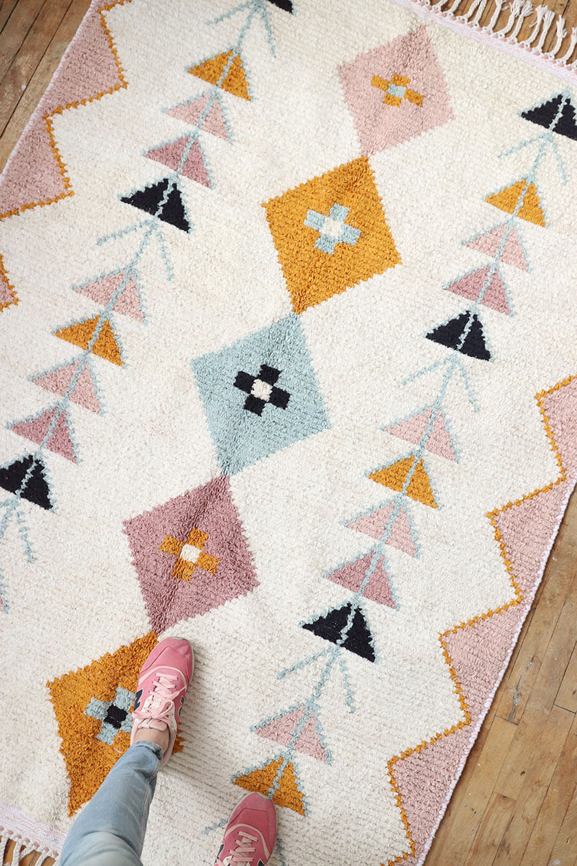 pastel nursery rug with arrows from baba souk