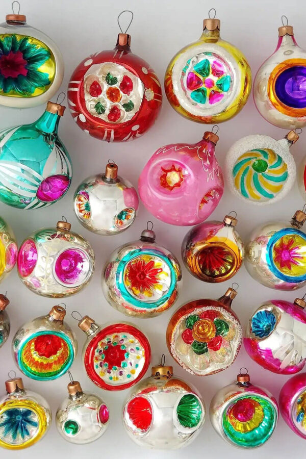 BALL Deep Indent - Glass Vintage Christmas Ornament, RETRO Tree Xmas Home Decor Pink Silver-Mercury Holiday Gift Decoration- Colored Bauble GlassVintageDecors