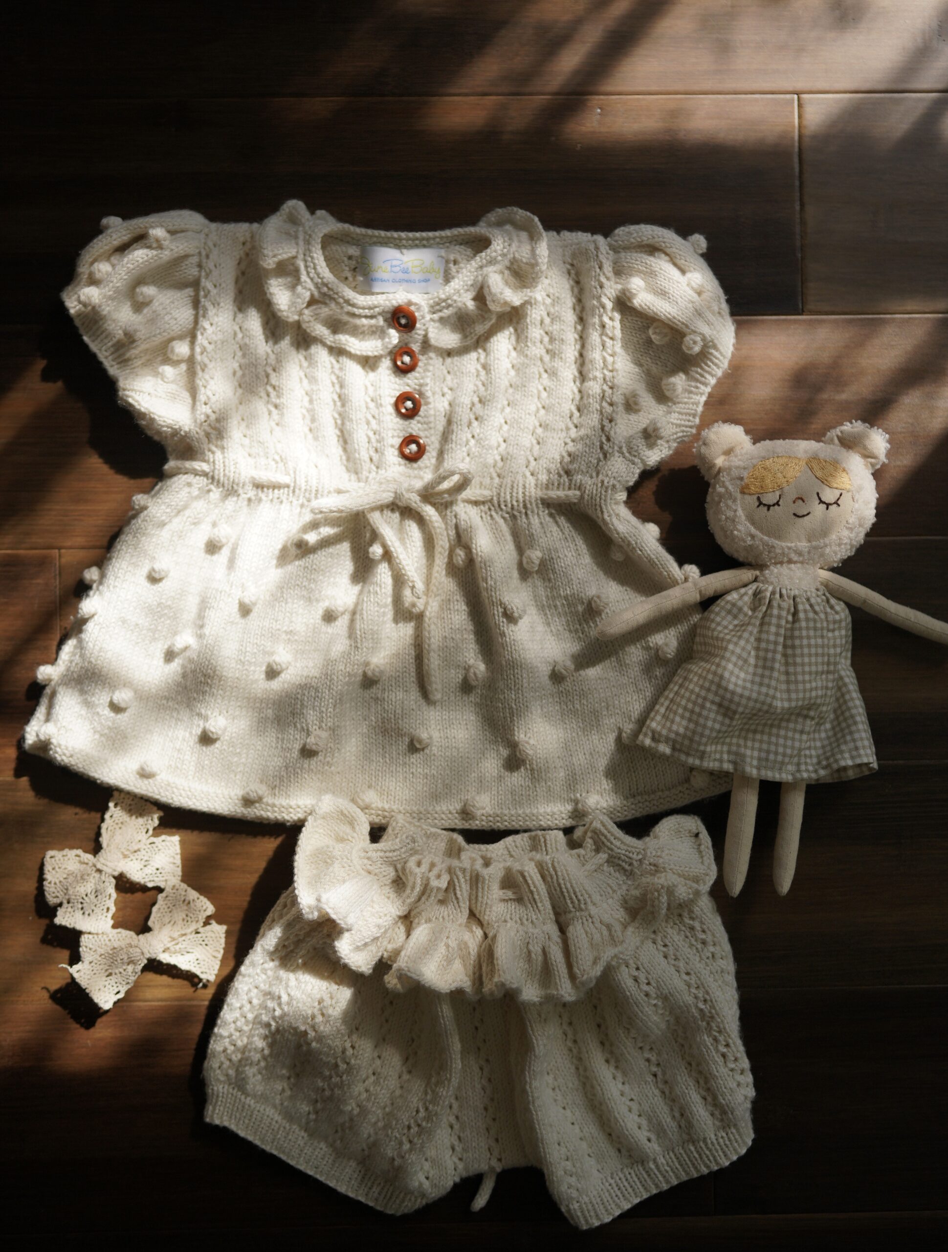 hand knited baby clothes by JuneBee Baby artisan clothing