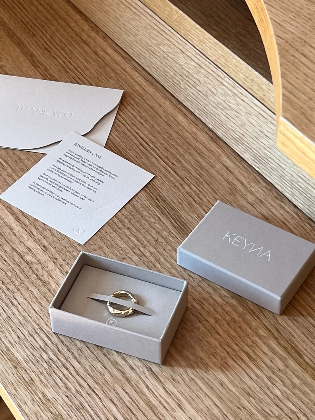 packaging for sustainable fine jewelry brand keyna