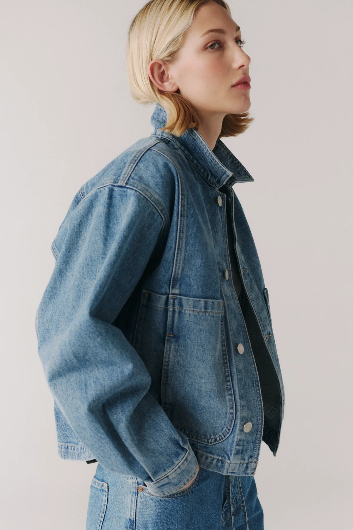 Womens denim jacket by Warp + Weft, a sustainable alternative to Everlane