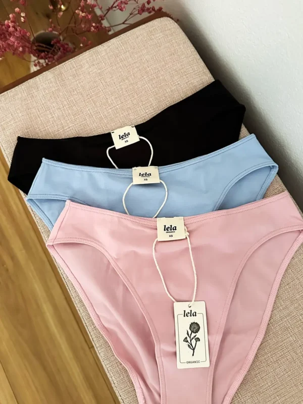 High cut women's organic cotton underwear Lela Organic