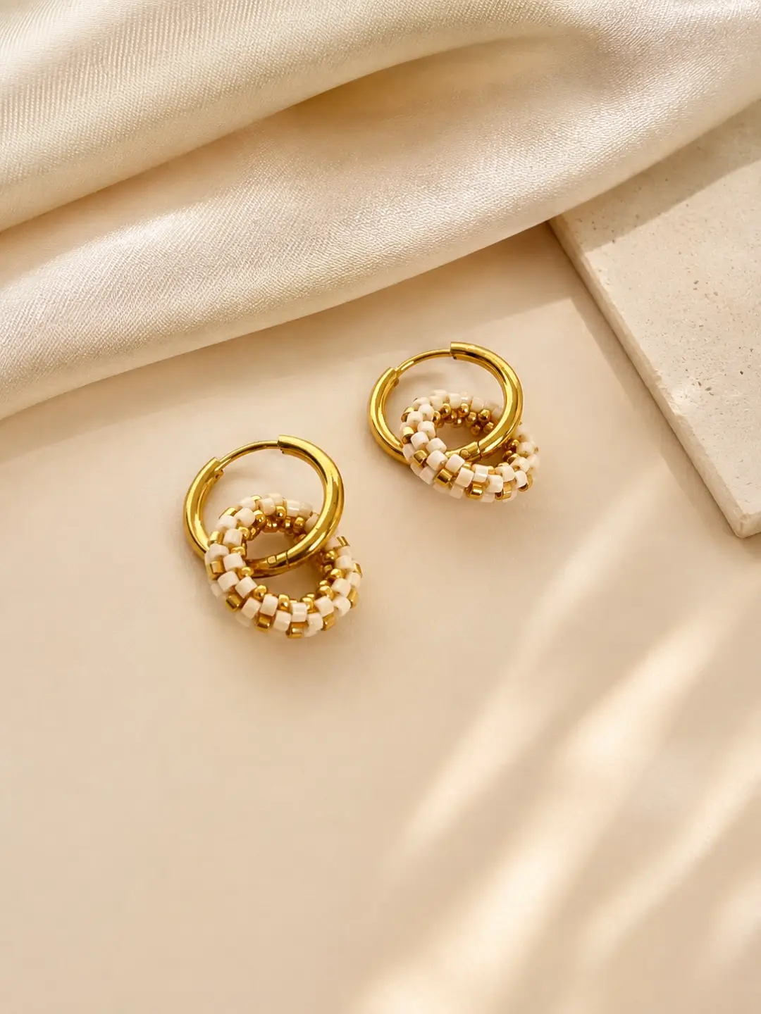 Shang Vito - Handmade Beaded Gold Earrings Jewelry from Singapore
