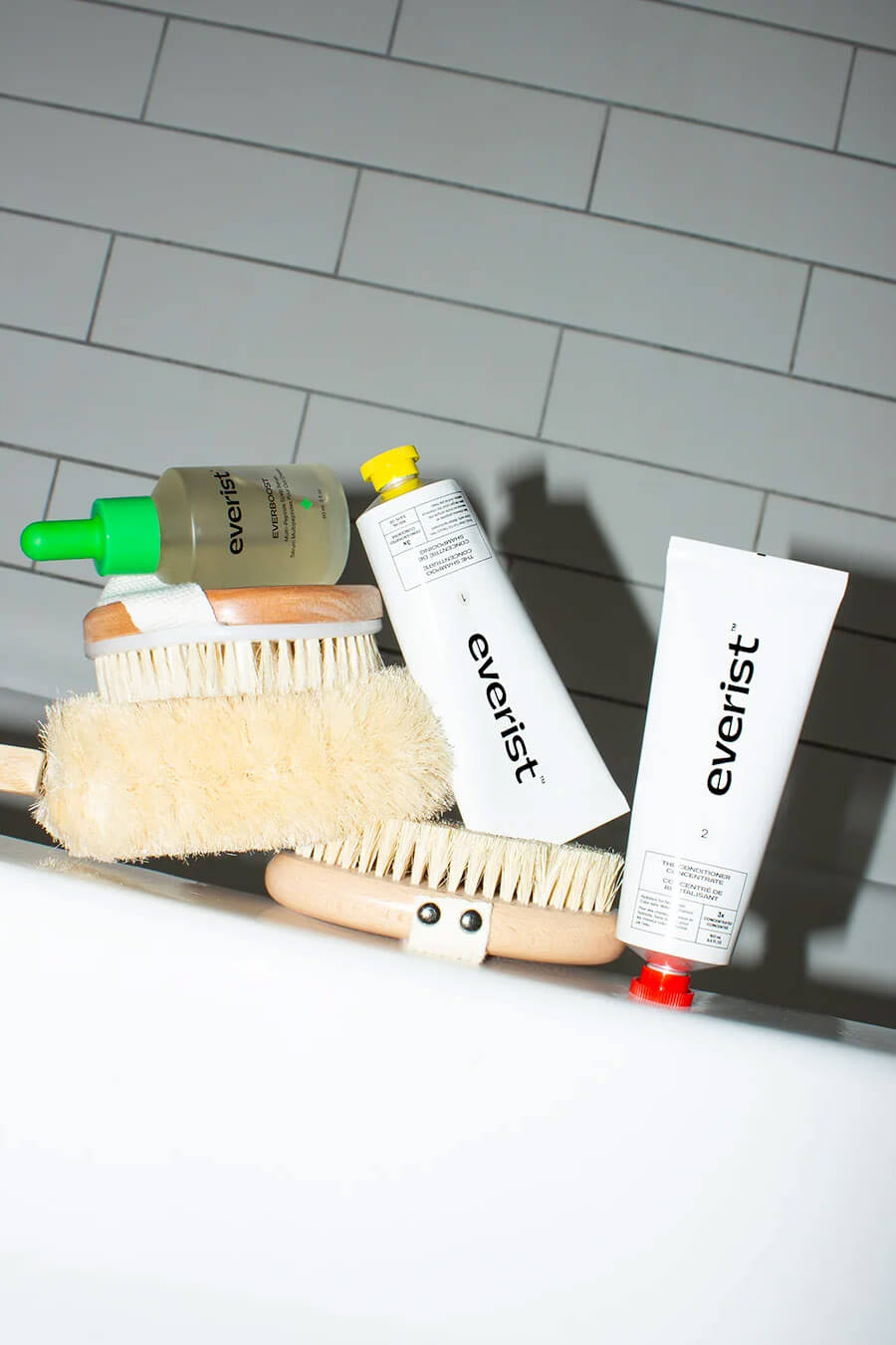 Everist shampoo and conditioner waterless concentrates - Shop sustainable haircare on eco club